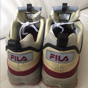 fila uo exclusive distressed disruptor ii sneaker
